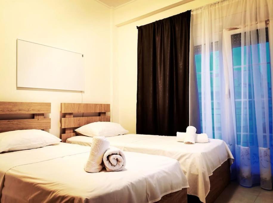 Apartment With 3 Rooms Just 1 Min From The Beach And Free Public Parking Peraía Екстериор снимка